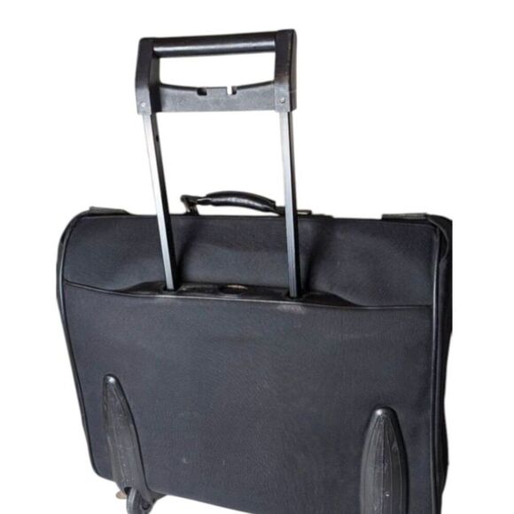 HARTMANN Intensity Two wheeled Luggage Bag - Picture 4 of 15